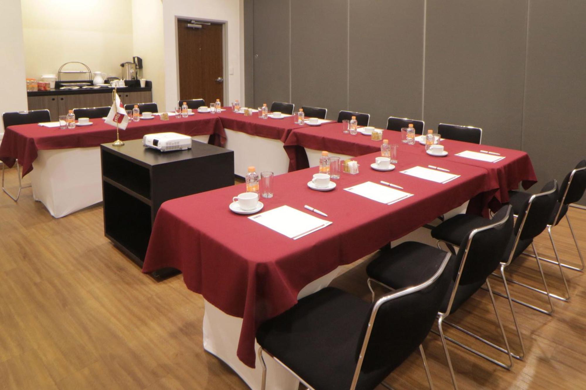 City Express Suites By Marriott Tijuana Rio エクステリア 写真