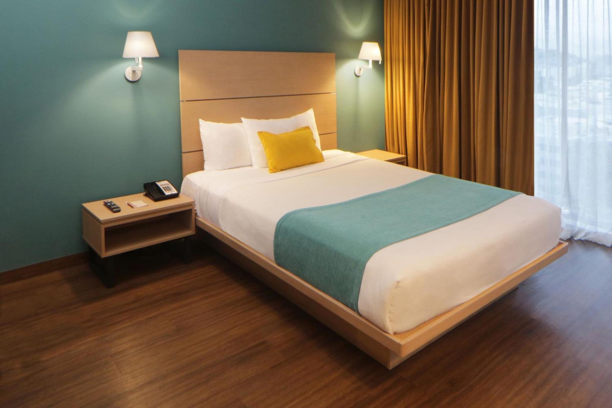 City Express Suites By Marriott Tijuana Rio エクステリア 写真
