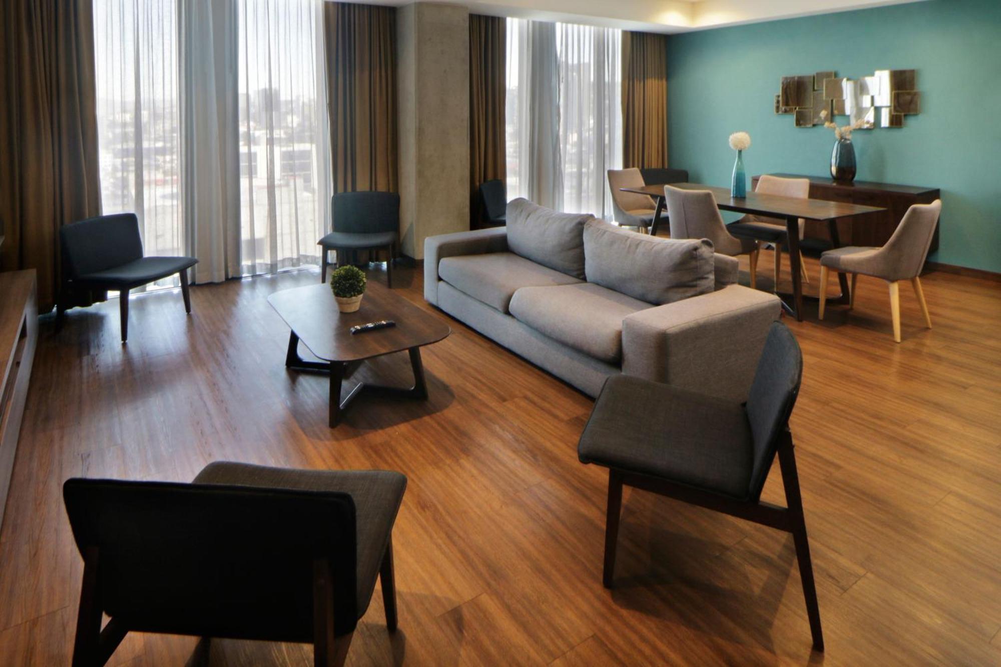 City Express Suites By Marriott Tijuana Rio エクステリア 写真
