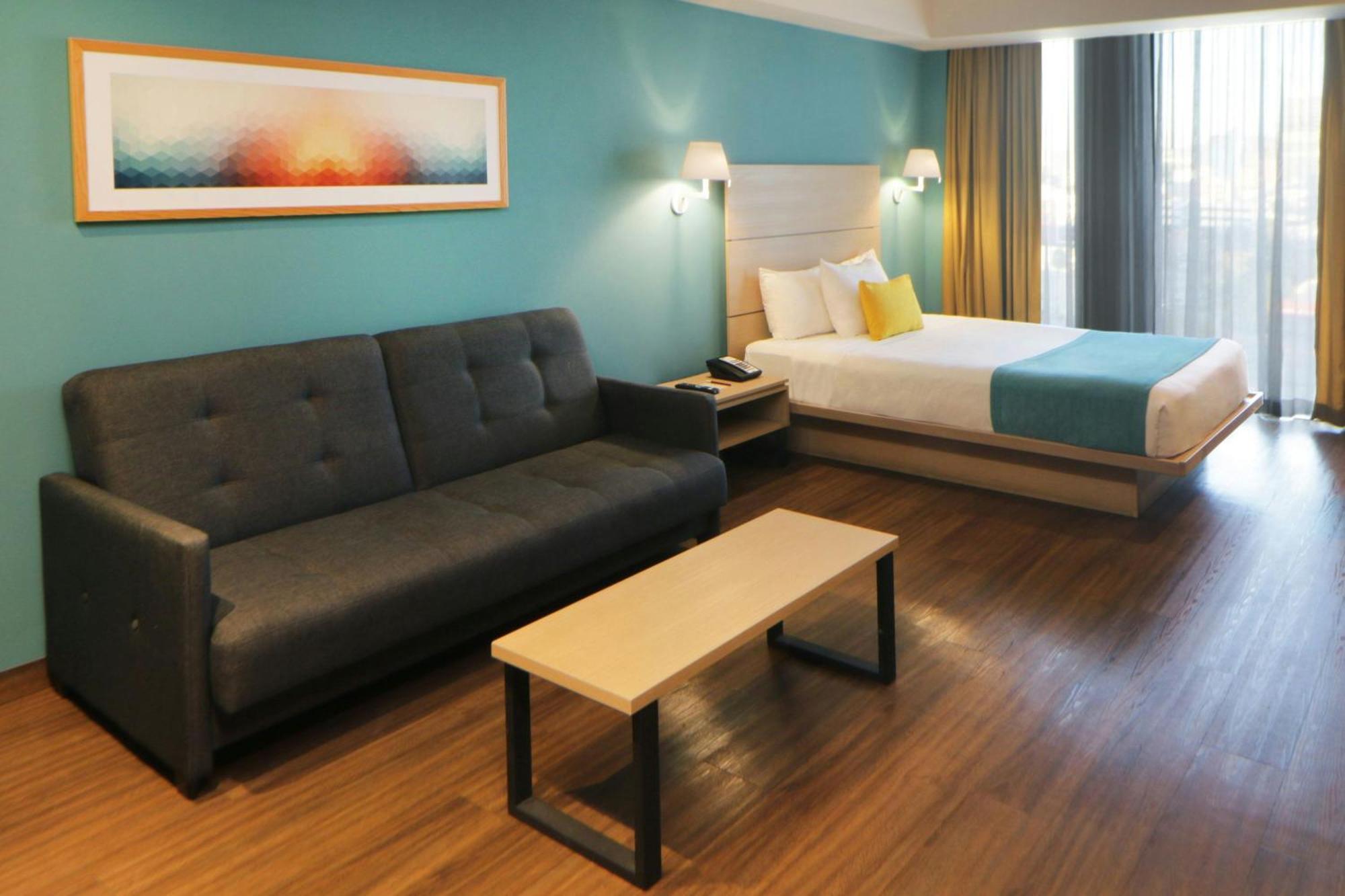 City Express Suites By Marriott Tijuana Rio エクステリア 写真